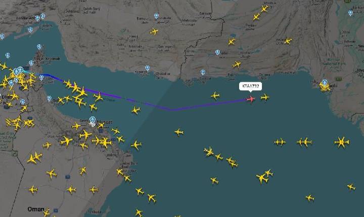 Boeing 737 desaparece do radar perto de Karachi, no Paquistão; dados de radar indicam que aeronave caiu no mar