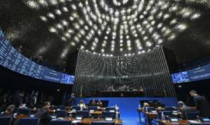 Com 45 senadores em 2027, bolsonarismo se aproxima de impeachment de ministros