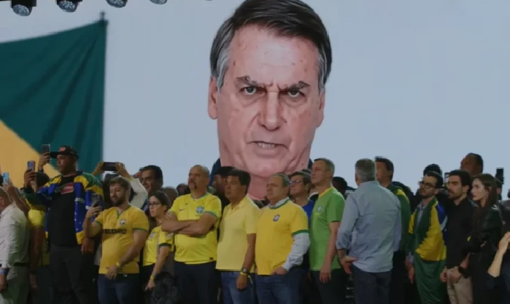 Defesa diz a Moraes que Bolsonaro não autorizou uso de vídeo gerado por IA
