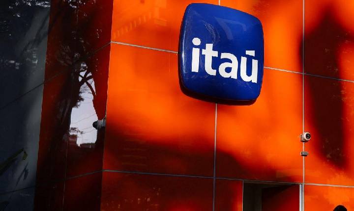 “Extrema má-fé”: como o Itaú escondeu cobranças indevidas em cartões de clientes
