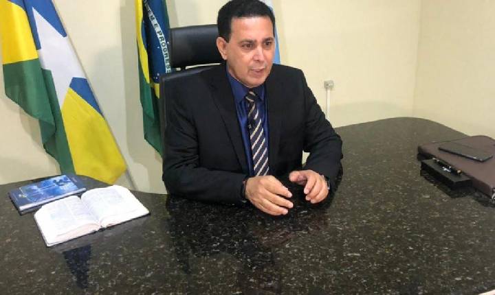 Prefeito de Rolim de Moura ameaça vetar projeto de emendas impositivas dos Vereadores