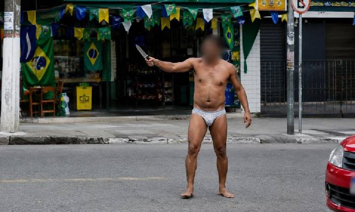Trajando apenas cueca, homem é preso após ameaçar pedestres e comerciantes com faca em Rondônia