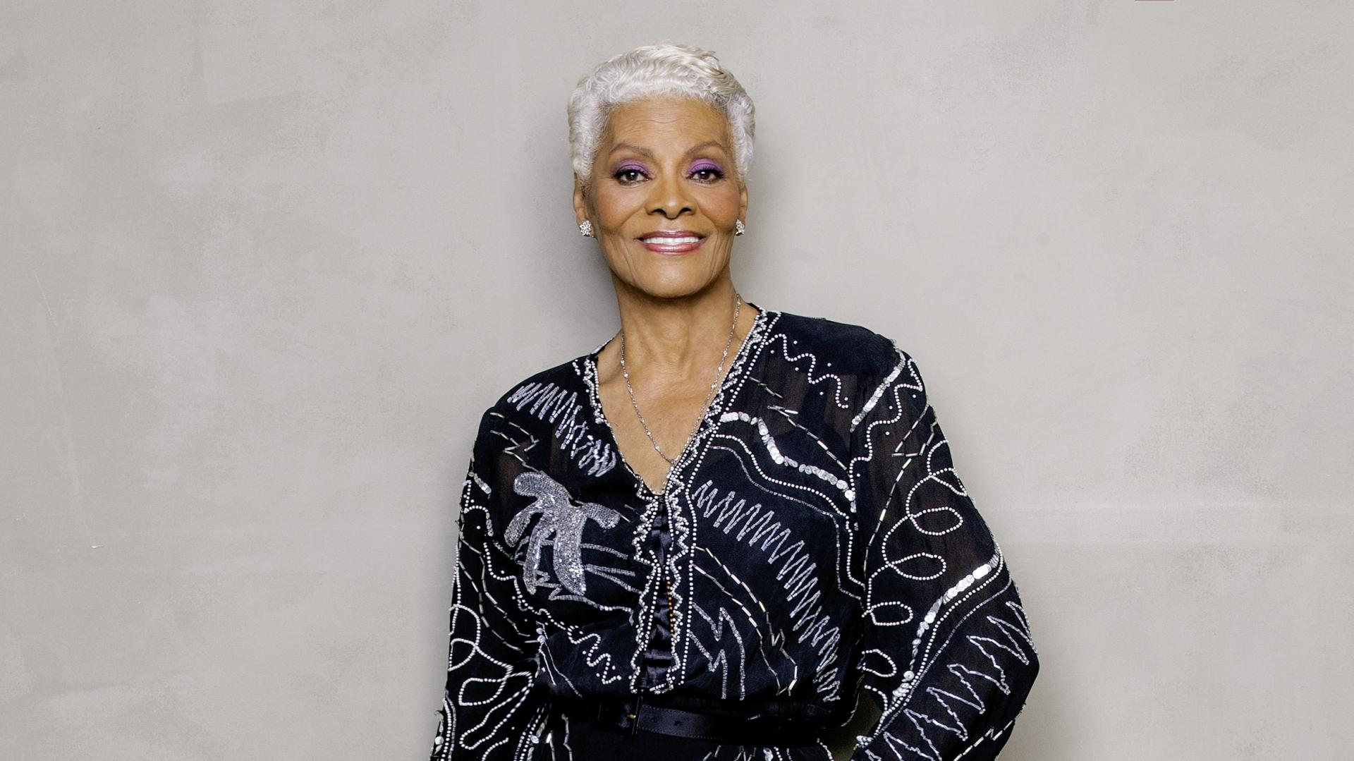 Além de ícone da música, Dionne Warwick foi eleita Rainha do Twitter