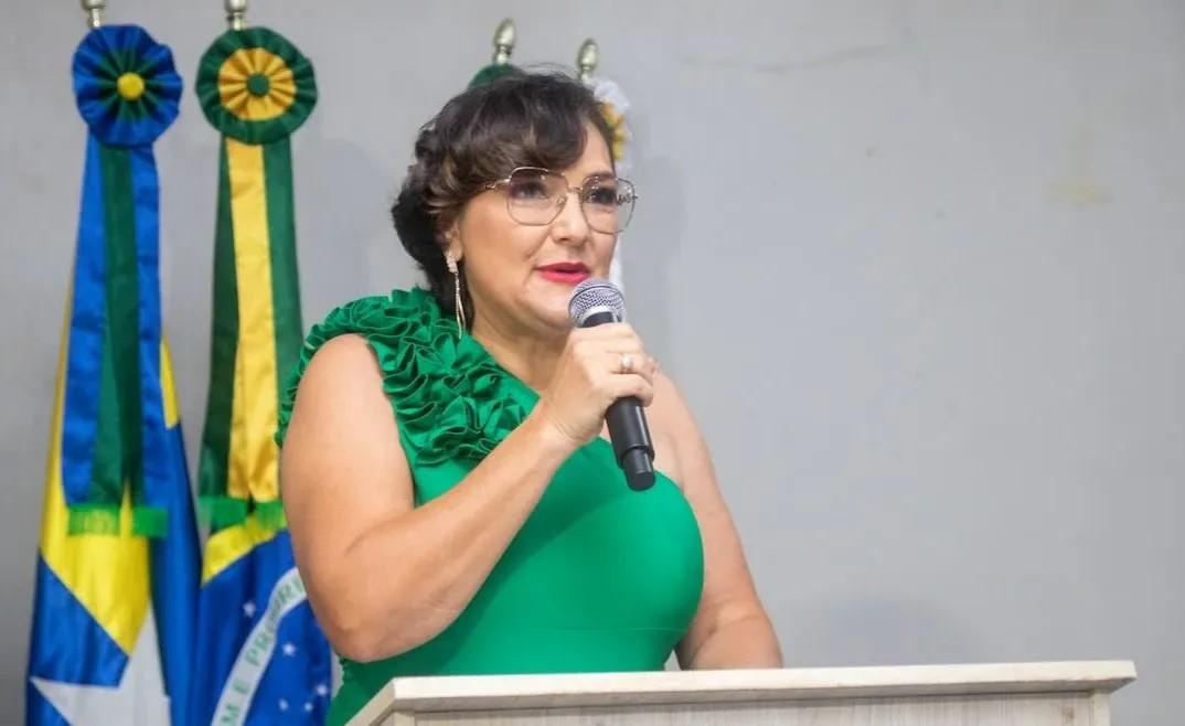 Justiça condena vereadora por expor vítima de estupro em transmissão ao vivo durante sessão em Rondônia
