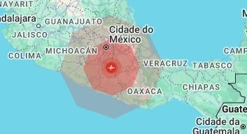 Terremoto de magnitude 7,4 atinge o México, e EUA emitem aleta de tsunami
