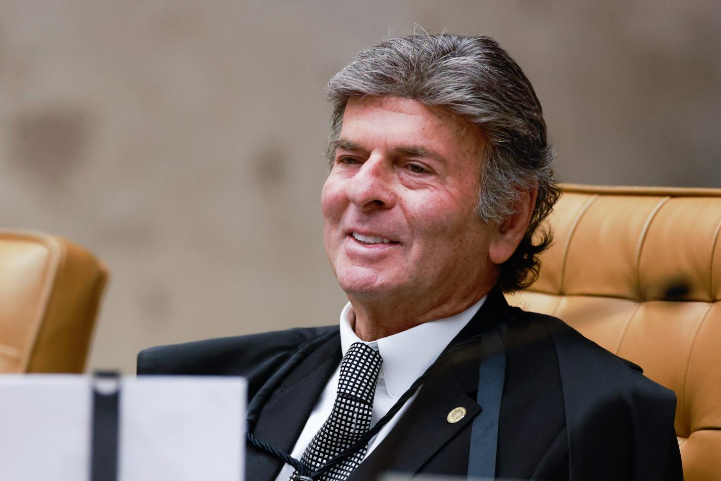 Fux pede acesso a inquéritos das fake news e da trama golpista para analisar ilegalidades